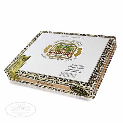 Arturo Fuente Maduro Chateau Fuente Royal Salute