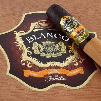 Blanco Liga Exclusiva de Familia Maduro
