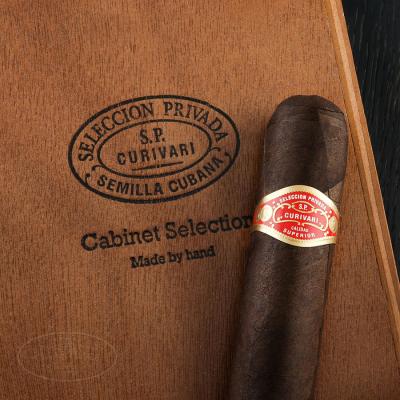 Curivari Seleccion Privada Maduro