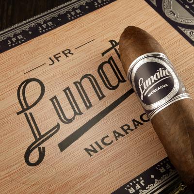 Aganorsa Leaf JFR Lunatic Loco Maduro