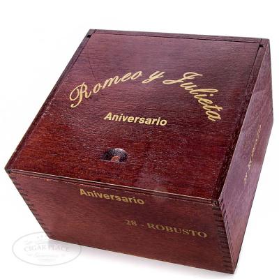 Romeo Y Julieta Aniversario Robusto