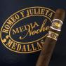 Romeo y Julieta Media Noche view 2