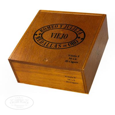 Romeo y Julieta Viejo