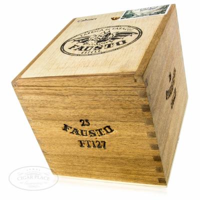 Tatuaje Fausto